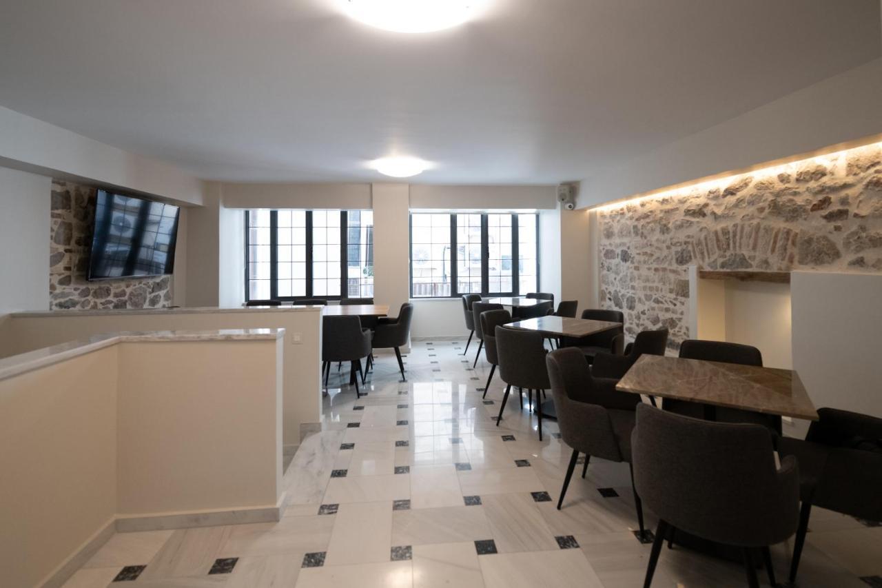 Patras Casale Aparthotel Exterior photo